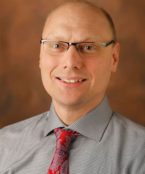 Dr. Victor Legner